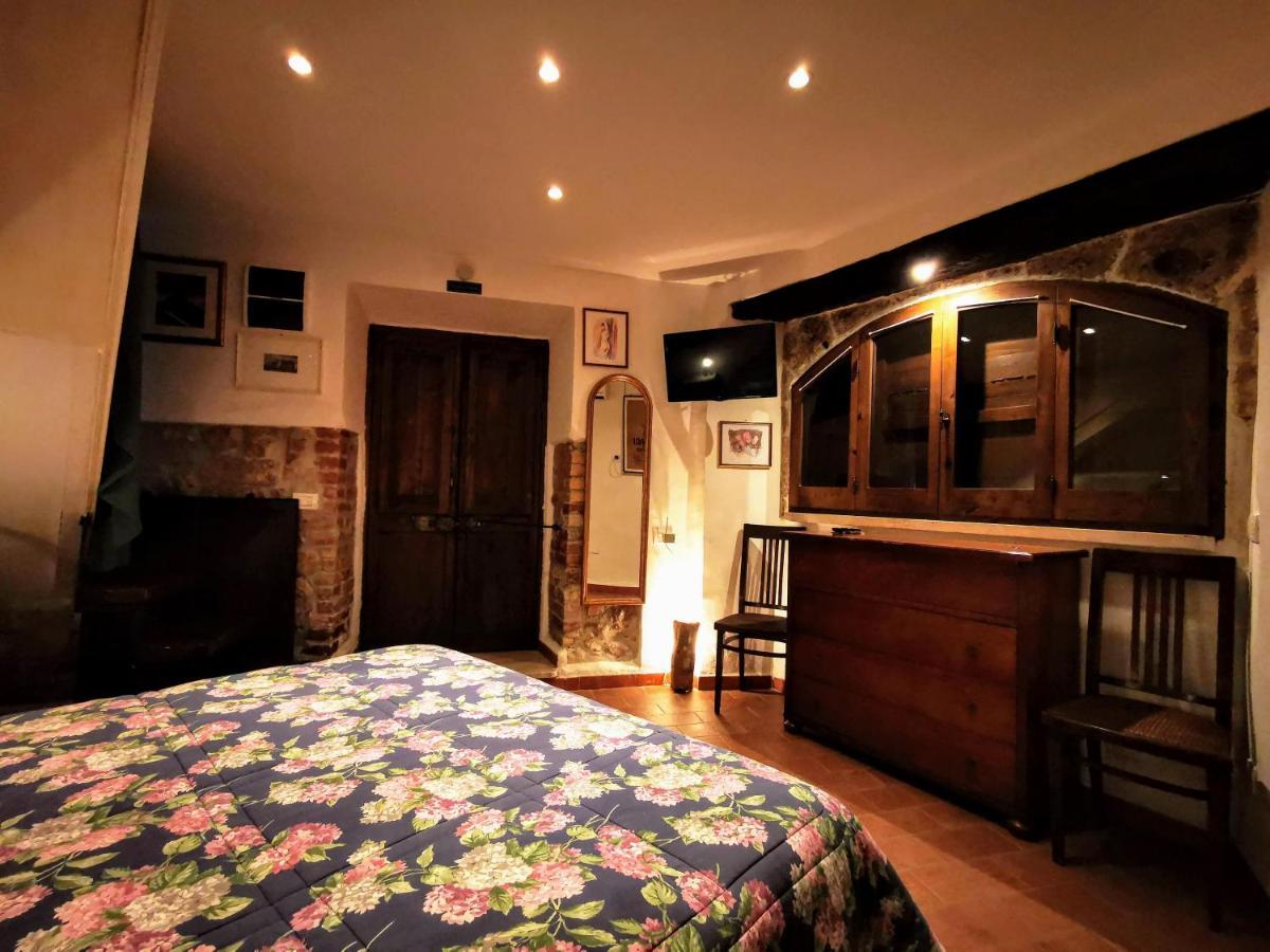 "Il Nido" Apartment Sermoneta Exterior photo